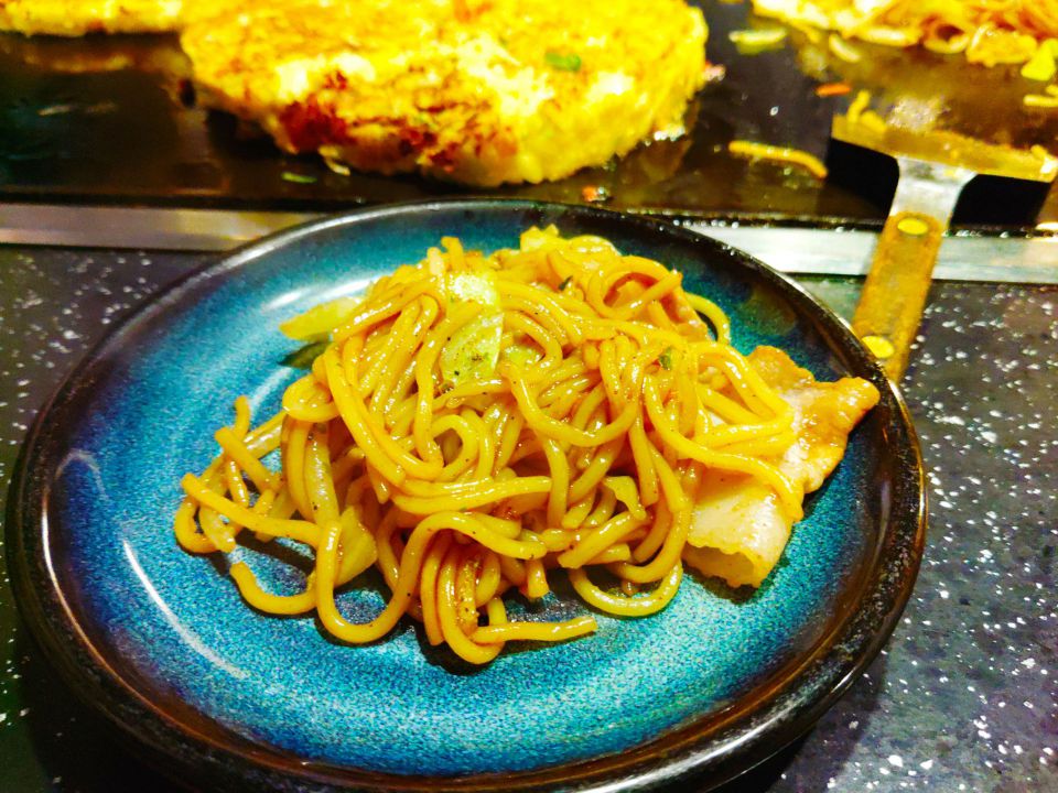牛タンが紡ぐ食文化と旅の記憶地域に愛される名物グルメの深い魅力